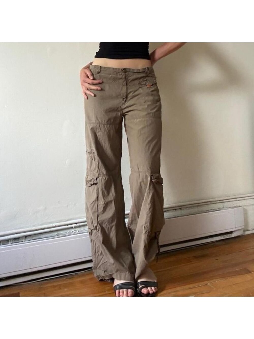 Low-rise baggy cargo parachute pants — Cop.Copine Paris